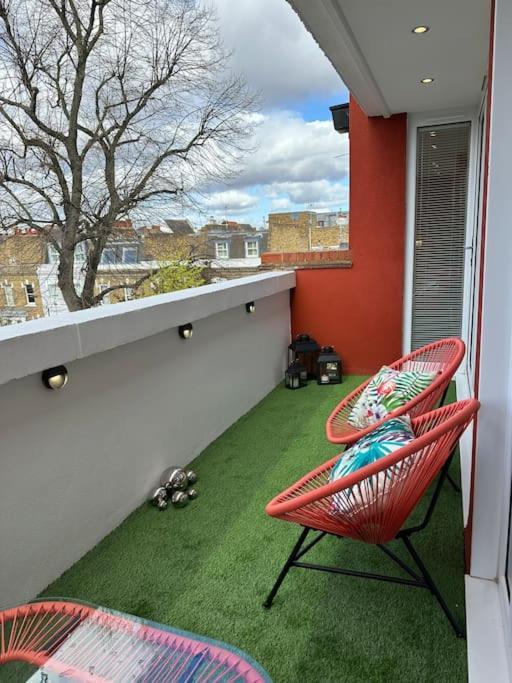 Stylish, Smart & Fun 4 Bed Home London Exterior photo