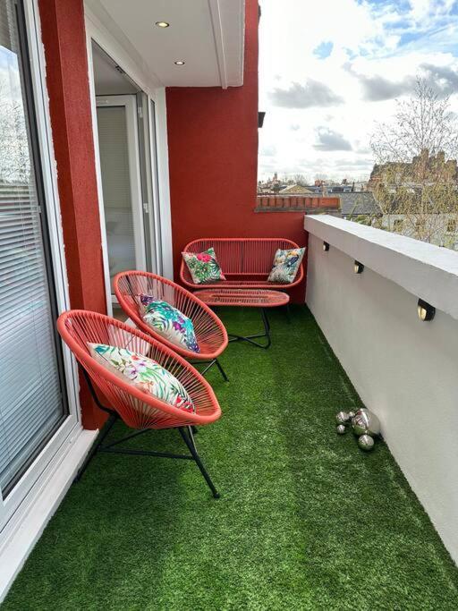 Stylish, Smart & Fun 4 Bed Home London Exterior photo